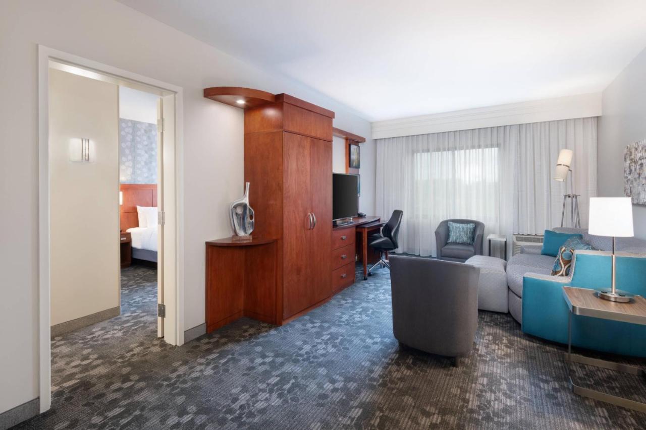 Courtyard By Marriott Pittsburgh Washington Meadow Lands Exterior foto