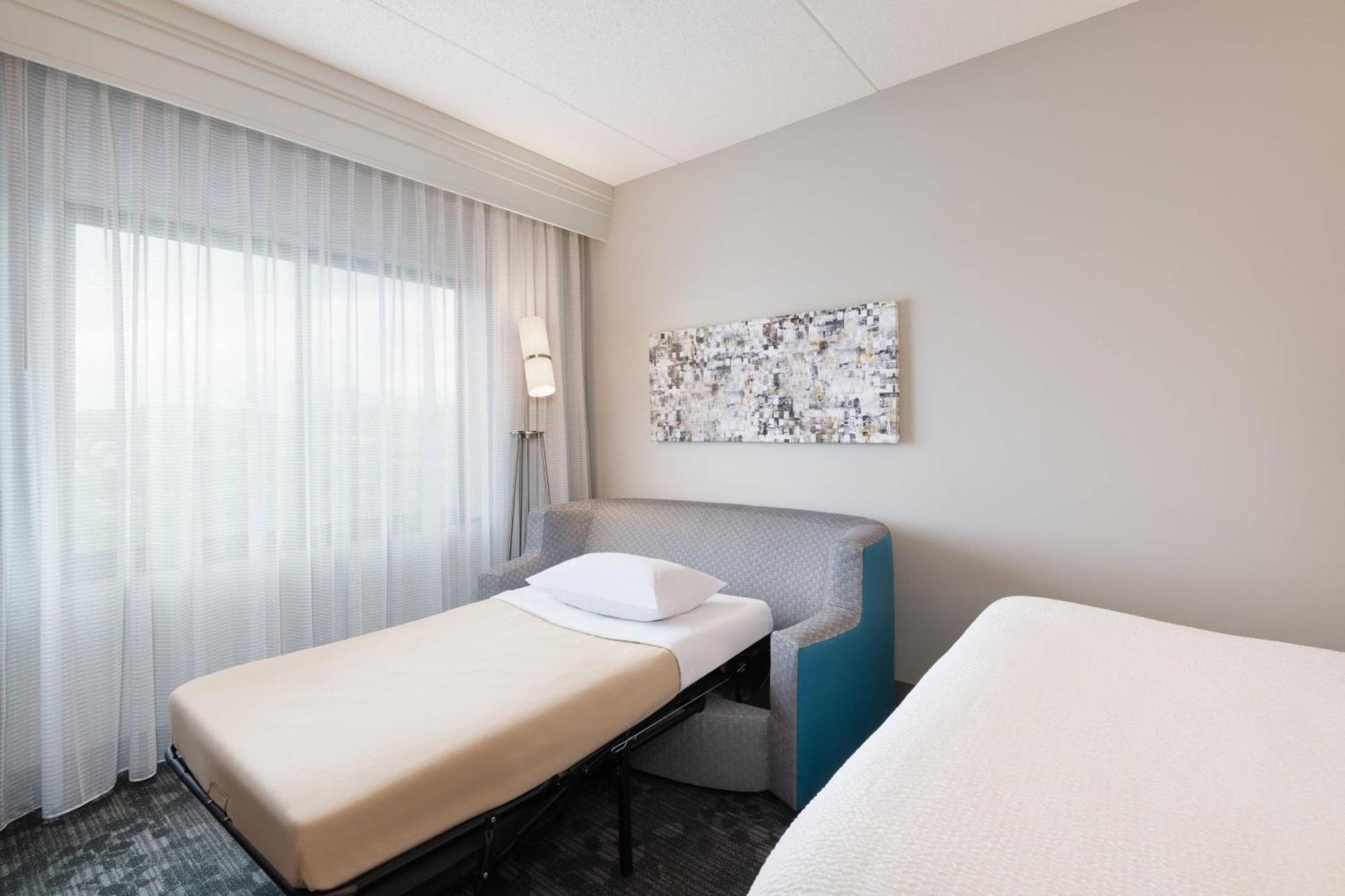 Courtyard By Marriott Pittsburgh Washington Meadow Lands Exterior foto