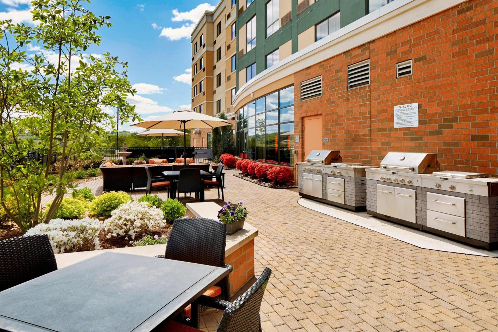 Courtyard By Marriott Pittsburgh Washington Meadow Lands Exterior foto