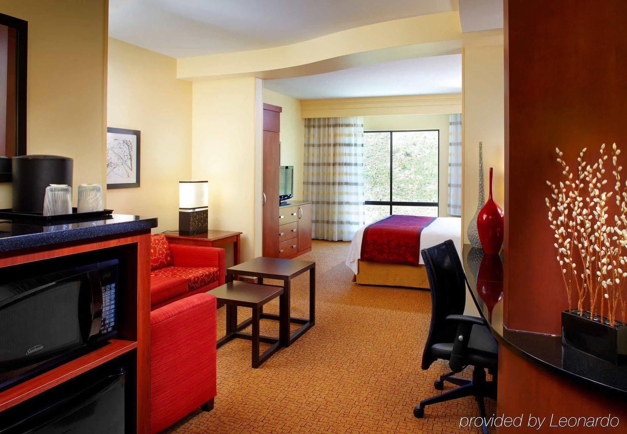 Courtyard By Marriott Pittsburgh Washington Meadow Lands Exterior foto