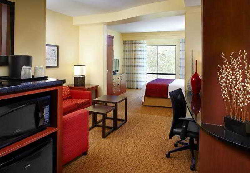 Courtyard By Marriott Pittsburgh Washington Meadow Lands Exterior foto